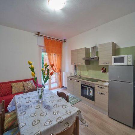 Ferienwohnung Casa Della Nonna Abbadia Lariana Exterior foto